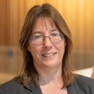 Mrs Joanne Wale